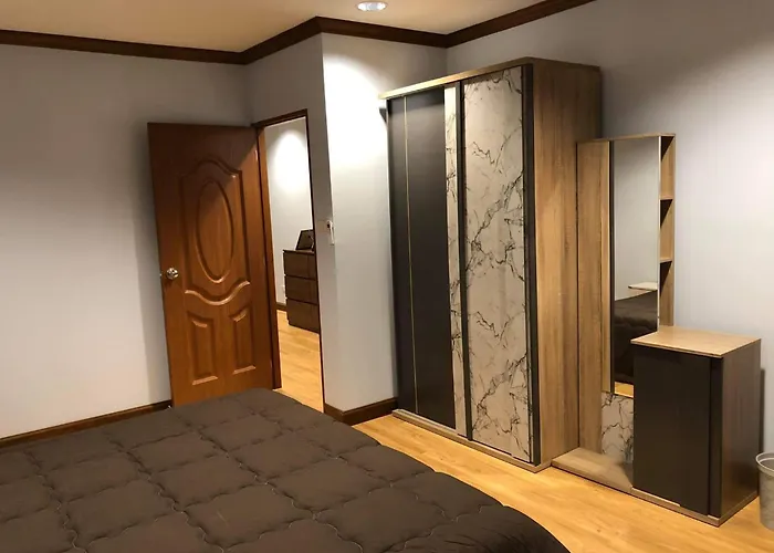 Private In Phatumwan Chula Near Samyan, Chinatown, Jay-o Siam Center, World Middle Of 曼谷