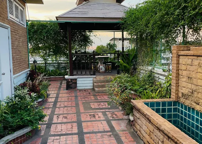 Hostel Private In Phatumwan Chula Near Samyan, Chinatown, Jay-o Siam Center, World Middle Of *